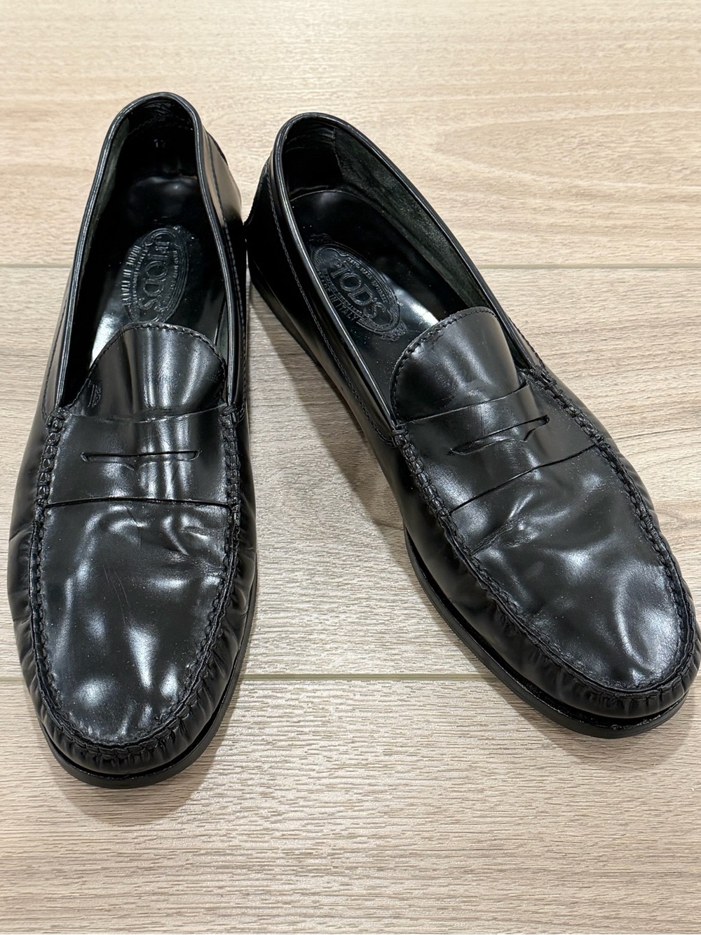 Tod's Mens Black Leather Penny Loafers Size 12 US Made in Italy Shoes Vibram